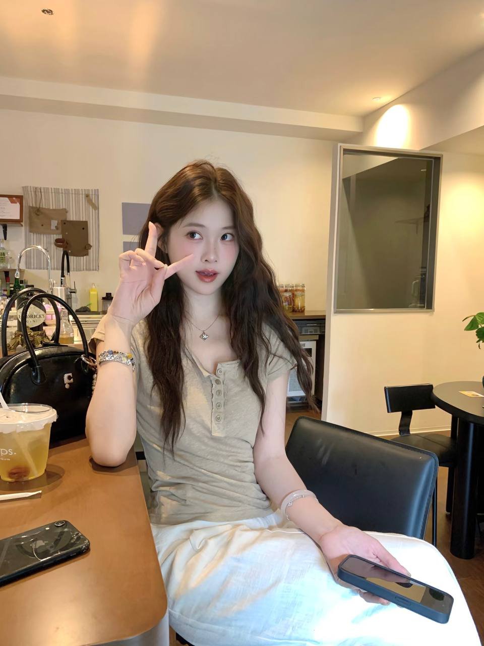 廉江女大学生价目表