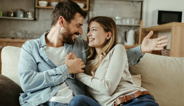 如何让女孩脸红心动，感受到你的温暖与甜蜜